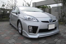 Автомобиль Toyota Prius